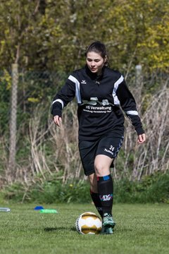 Bild 22 - Frauen TSV Wiemersdorf - SV Henstedt Ulzburg : Ergebnis: 0:4